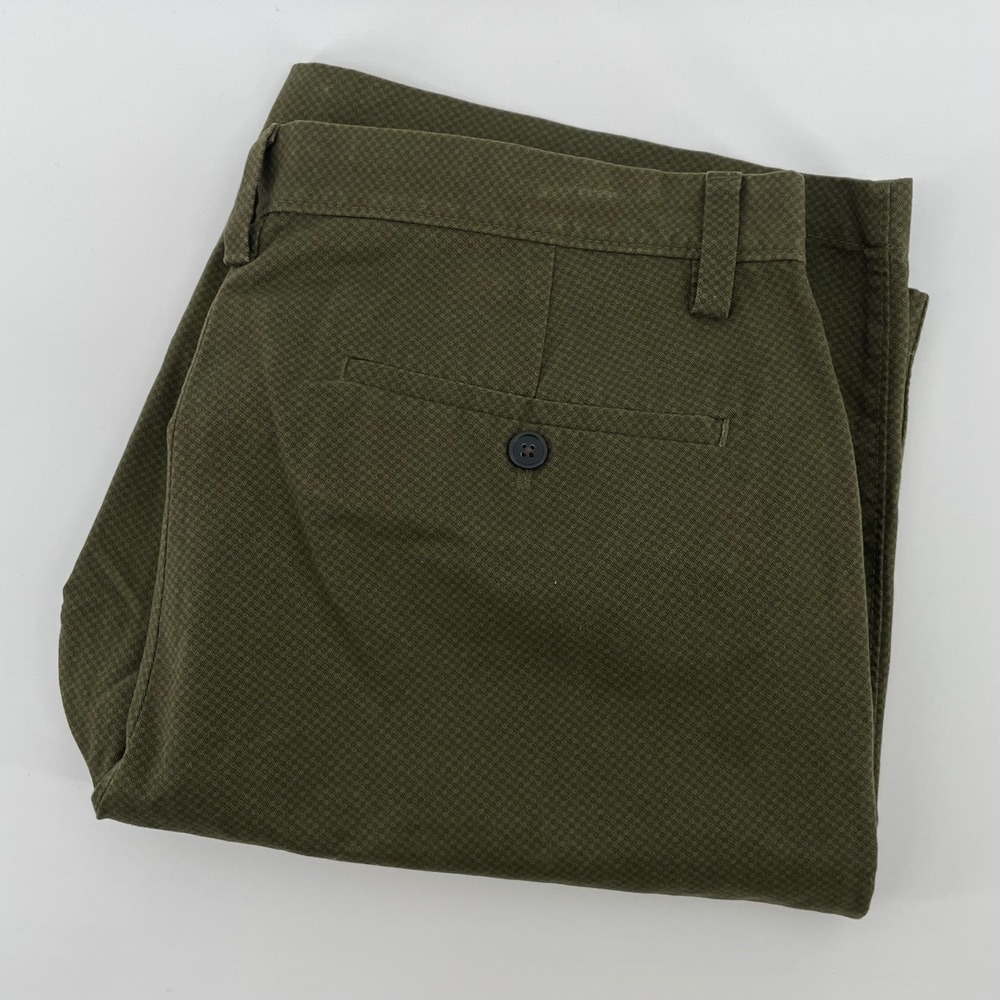 Banana Republic Emerson Shorts Men's 33 Olive Green Cotton Textured Flat Front